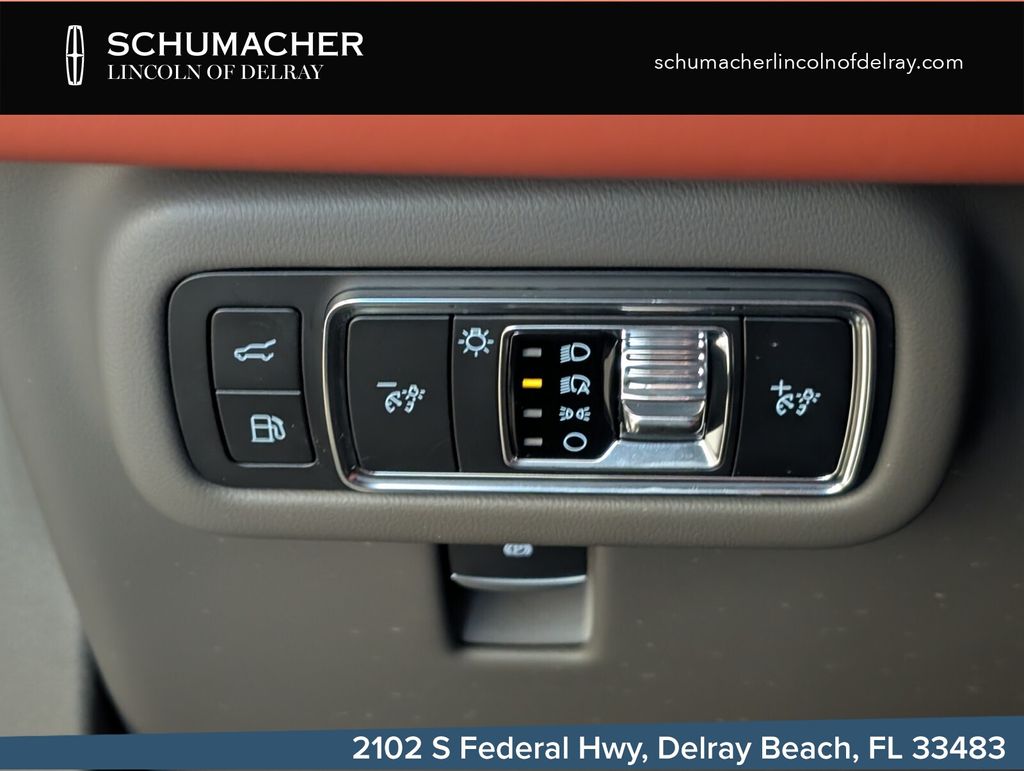new 2025 Lincoln Nautilus car, priced at $72,895