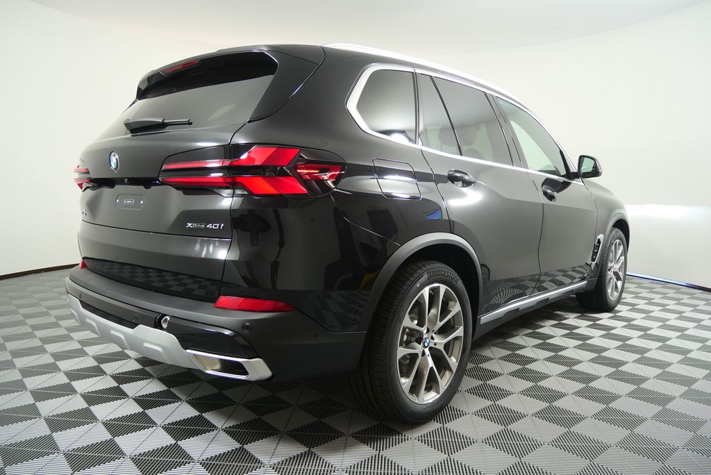 Thumbnail: 2026 BMW X5 - 3