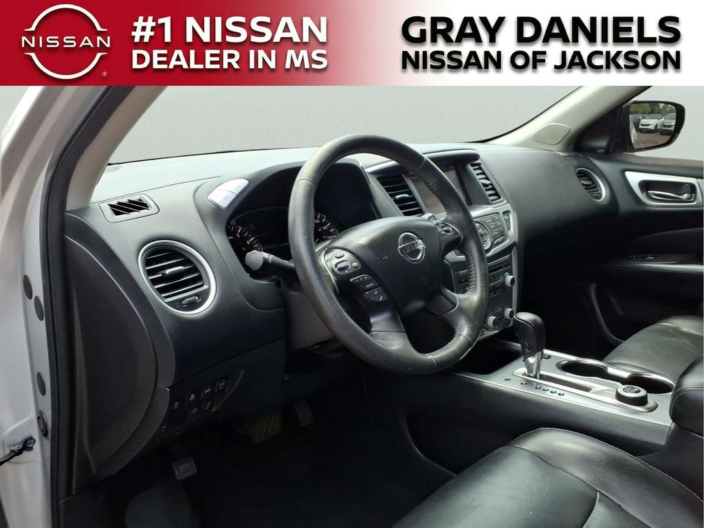 Used 2017 Nissan Pathfinder SUV