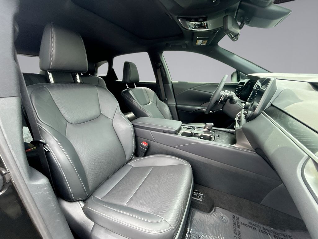 Thumbnail: 2024 Lexus RX - 16