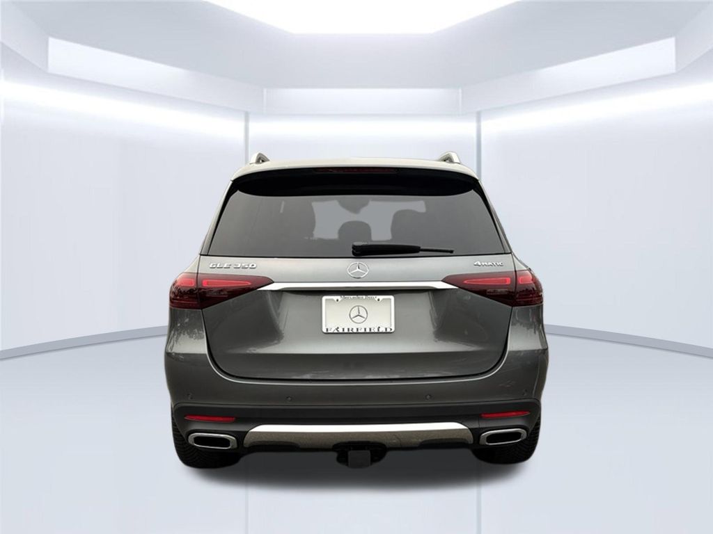 Thumbnail: 2026 Mercedes-Benz GLE - 4