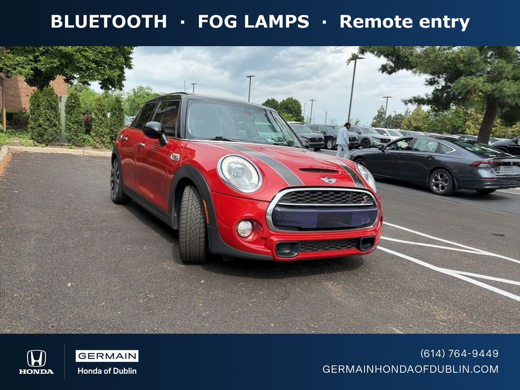 2016 MINI Cooper S Base