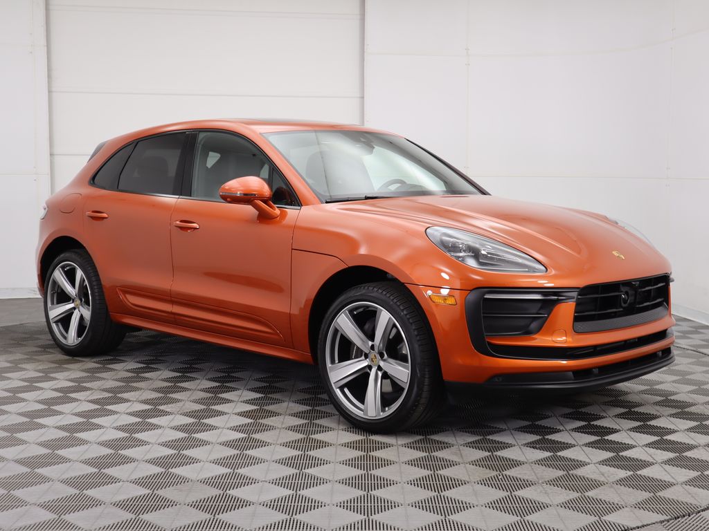 2024 Porsche Macan  3