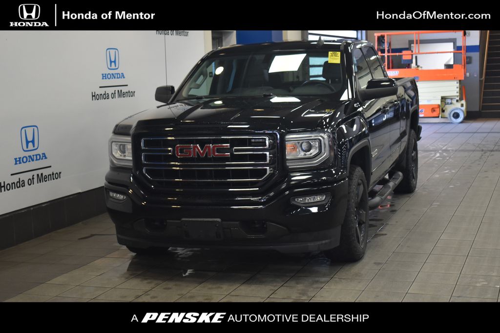 Thumbnail: 2019 GMC Sierra 1500 - 1