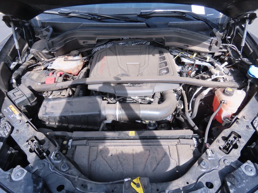 Thumbnail: 2021 Alfa Romeo Stelvio - 13