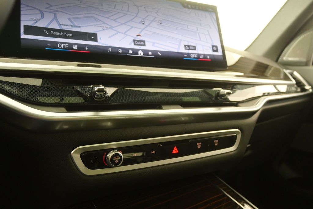 Thumbnail: 2026 BMW X5 - 24