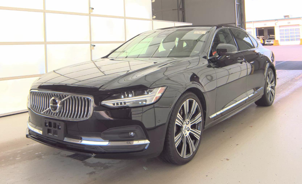 Onyx Black Metallic 2023 Volvo S90 B6 Ultimate AWD Sedan All-Wheel Drive Automatic