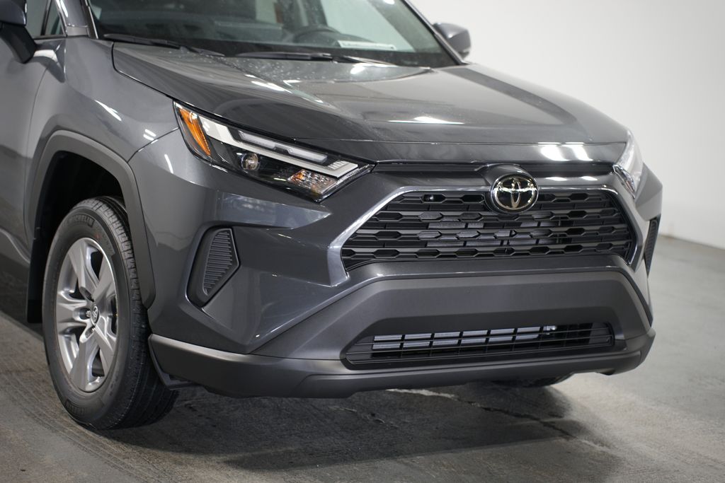 2025 Toyota RAV4 XLE 4