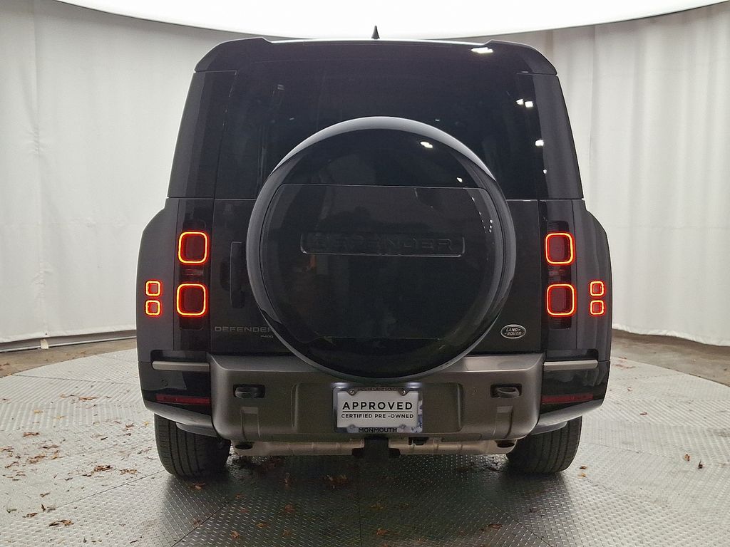Thumbnail: 2023 Land Rover Defender - 5