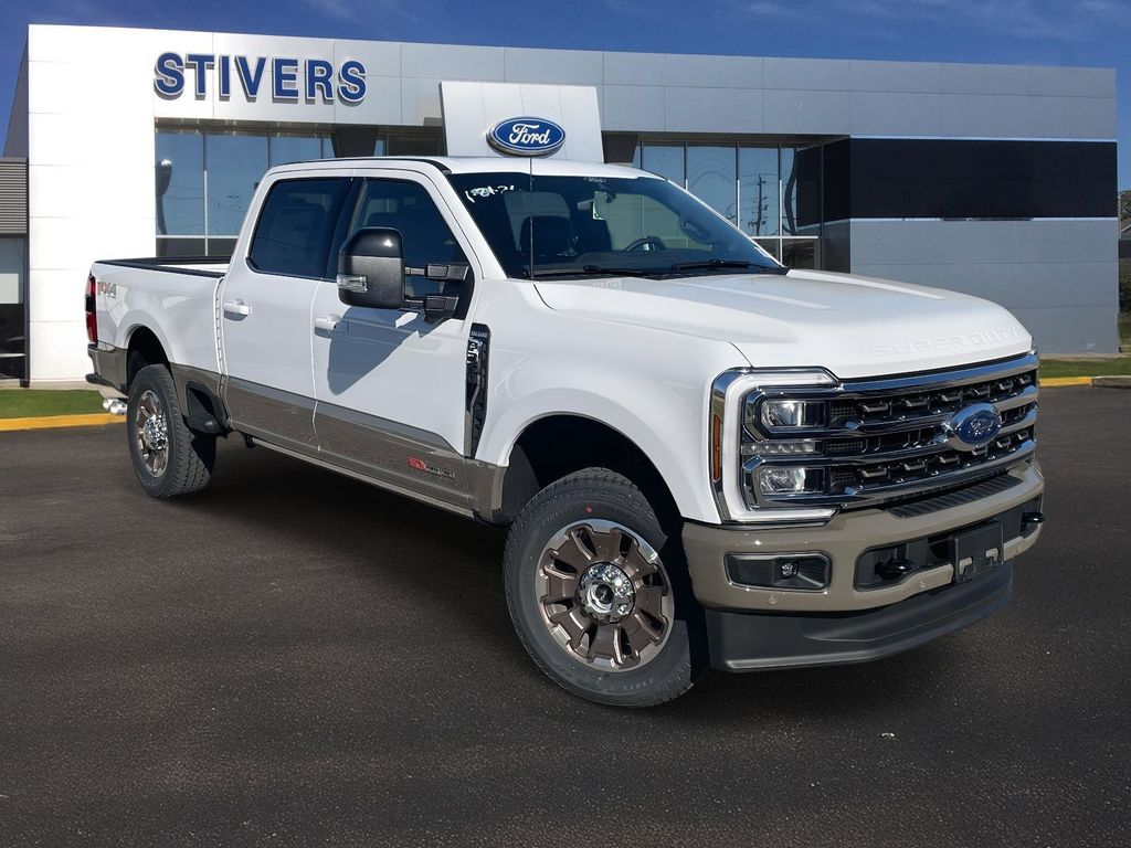 Oxford White 2026 Ford F-250 Super Duty King Ranch Crew Cab 4WD Pickup Truck Four-Wheel Drive Automatic