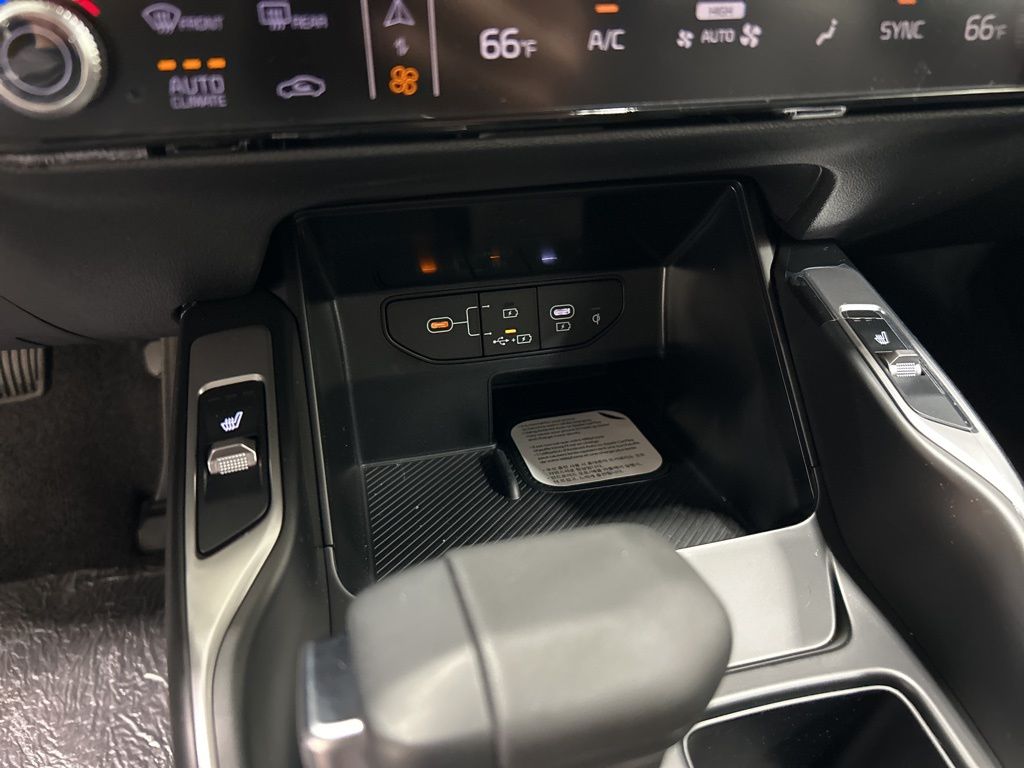 new 2026 Kia Sorento car, priced at $41,265
