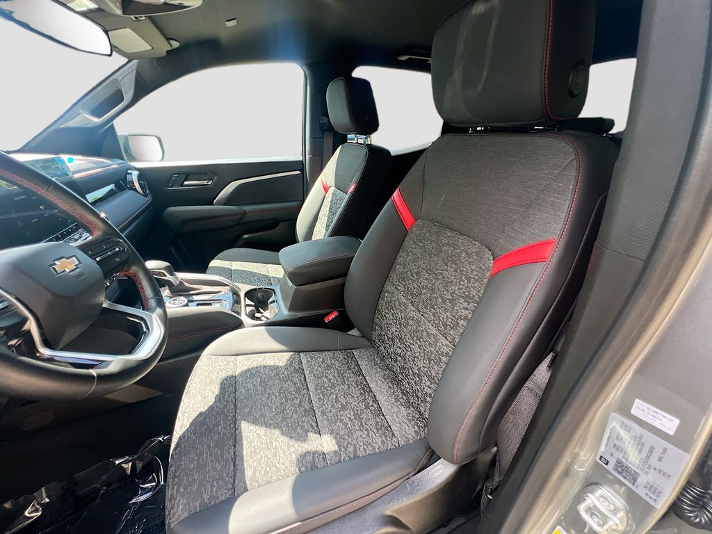 Used 2024 Gray Chevrolet Z71 image 22