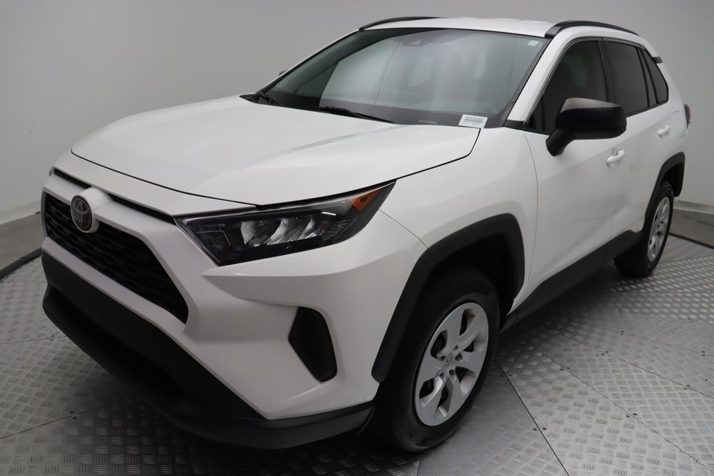 2020 Toyota RAV4 LE 2