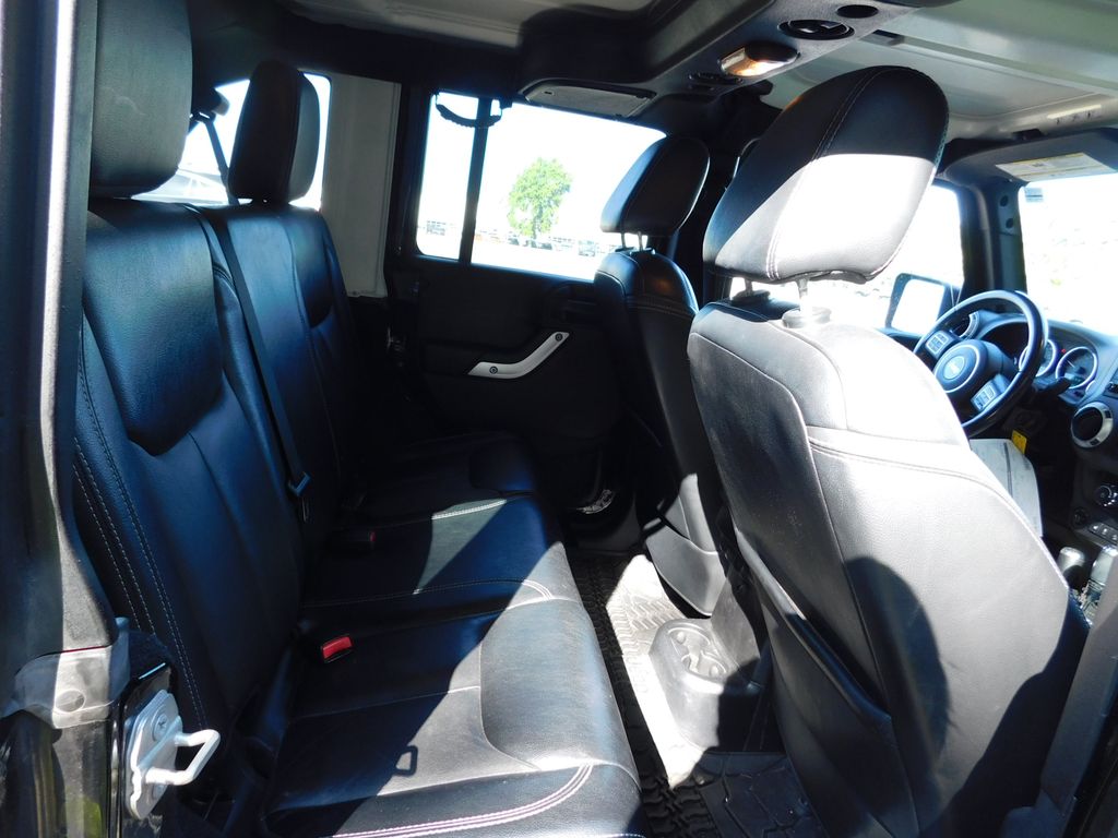 Thumbnail: 2015 Jeep Wrangler - 5