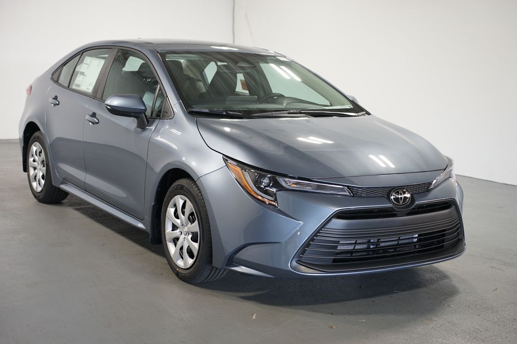 Thumbnail: 2026 Toyota Corolla - 3