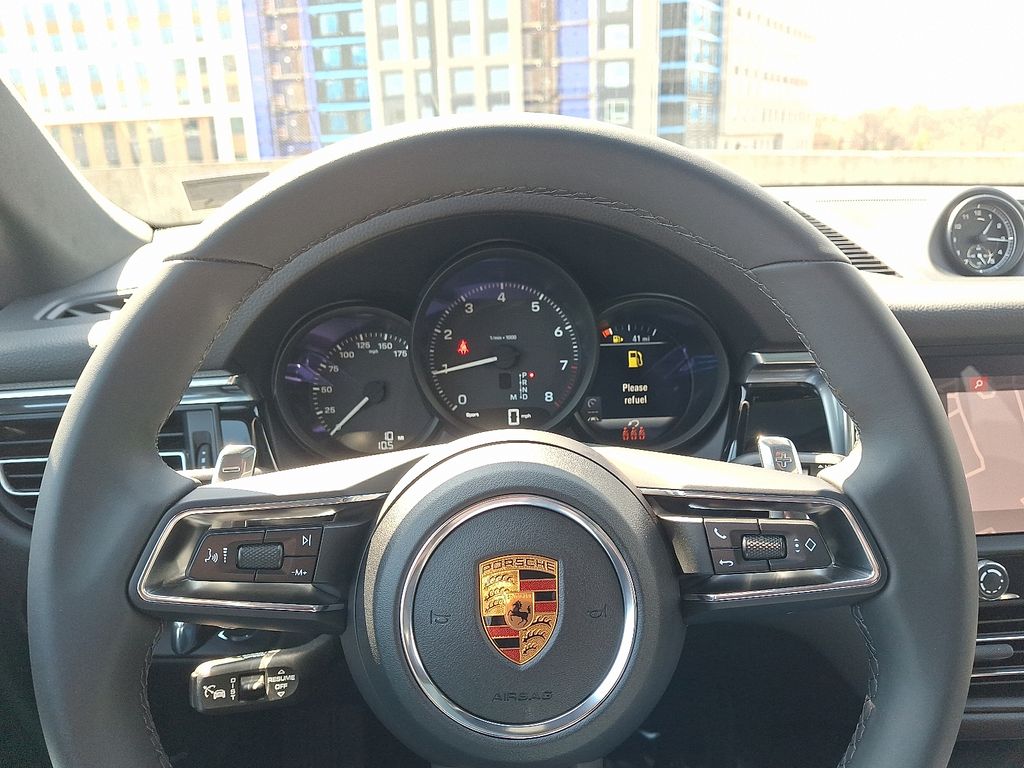 Thumbnail: 2026 Porsche Macan - 22