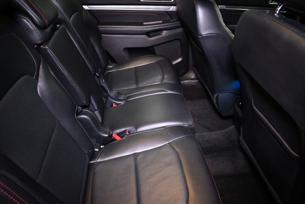 Thumbnail: 2017 Ford Explorer - 31