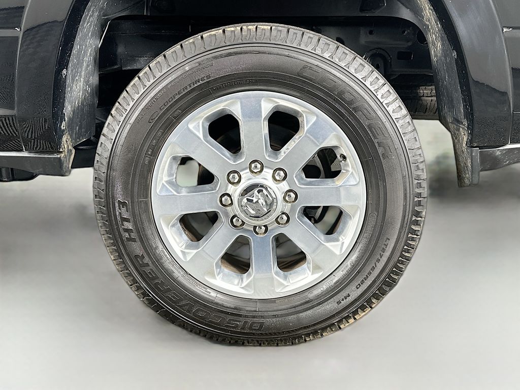 Used 2022 Black Ram Laramie image 35