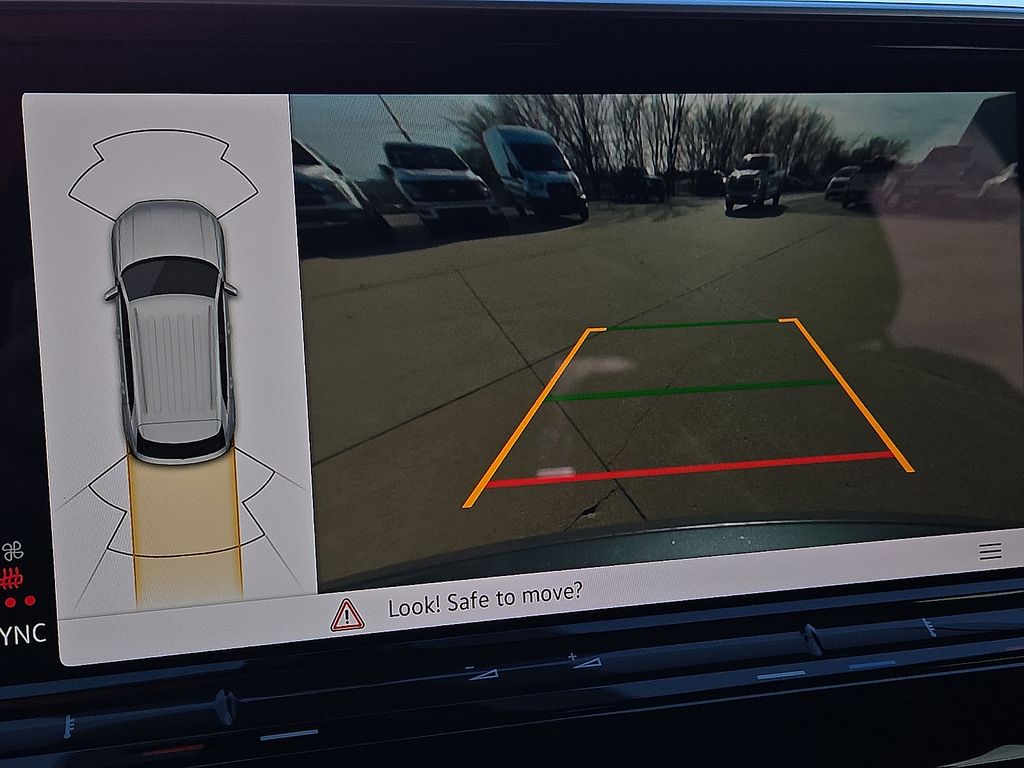 Used 2025 Volkswagen Atlas Cross Sport For Sale in Farmington, AR