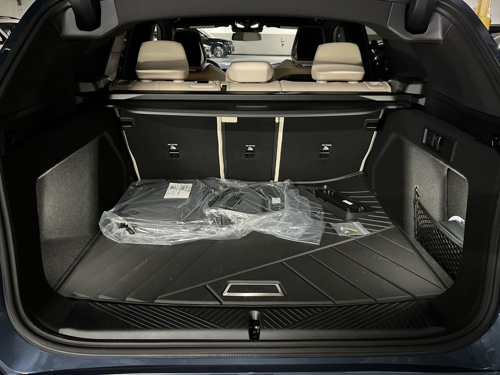 Thumbnail: 2026 BMW X3 - 23