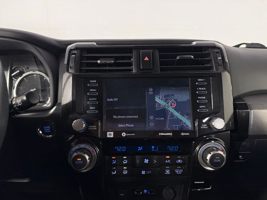 Thumbnail: 2021 Toyota 4Runner - 16