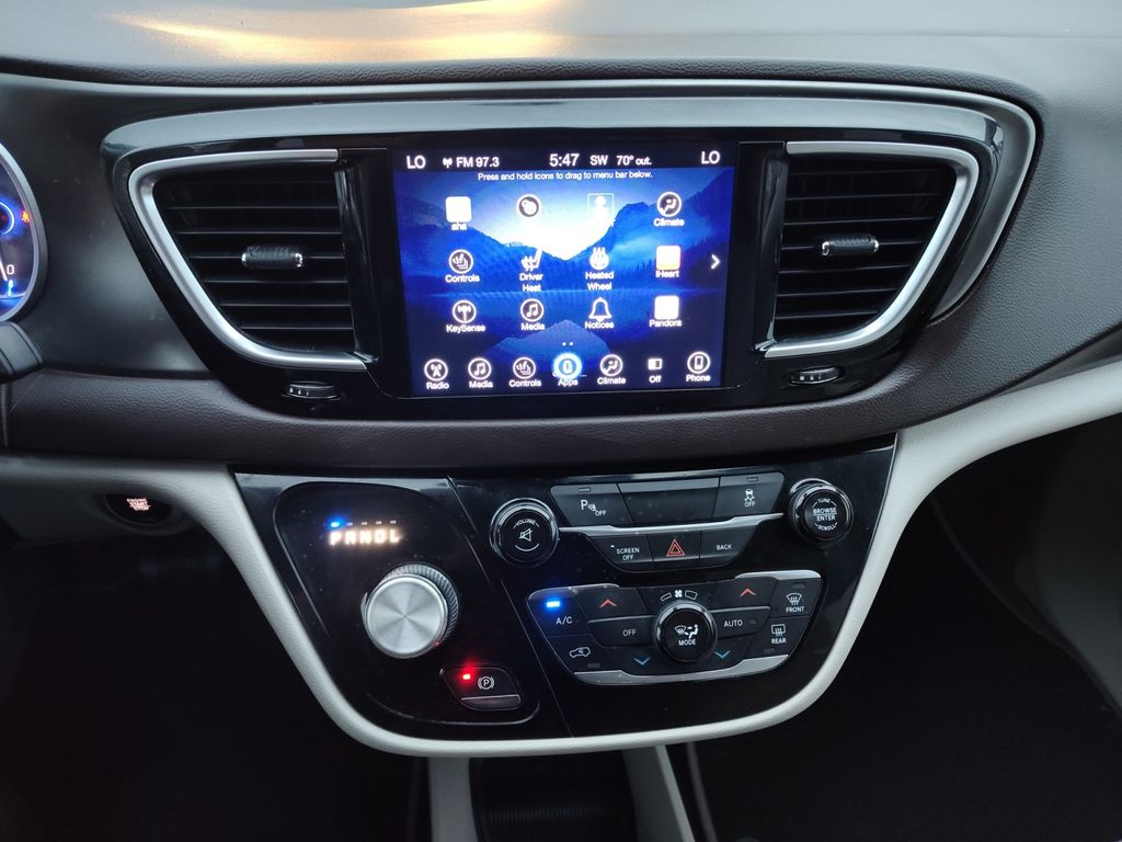 Used Car 2017 Chrysler Pacifica  Touring L Plus For Sale Under $12,000 In Austin, Texas