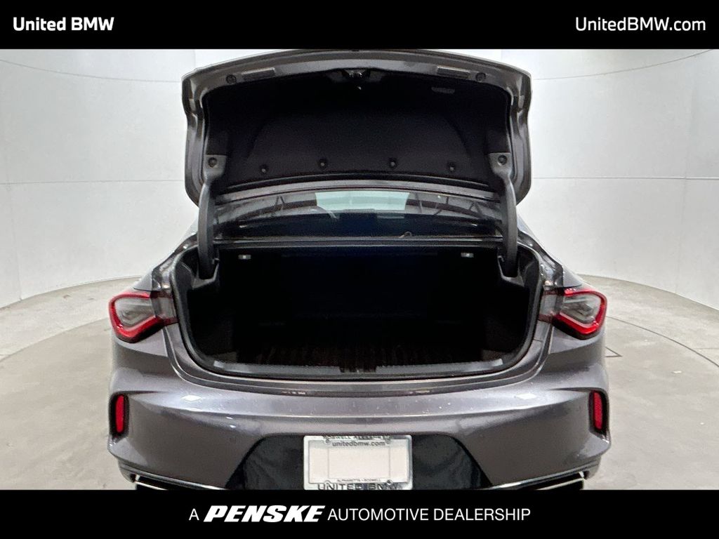 Thumbnail: 2022 Acura TLX - 22