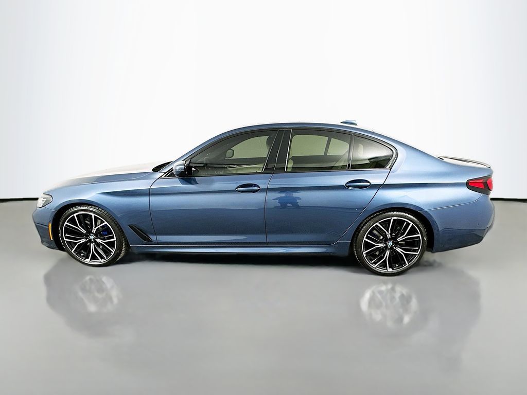 Thumbnail: 2023 BMW 5 Series - 8