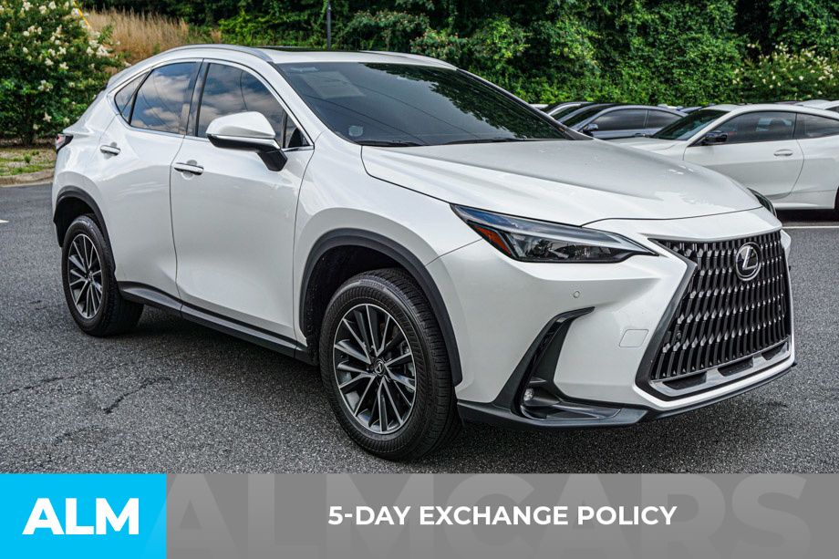 Used 2025 White Lexus 350 Premium image 4