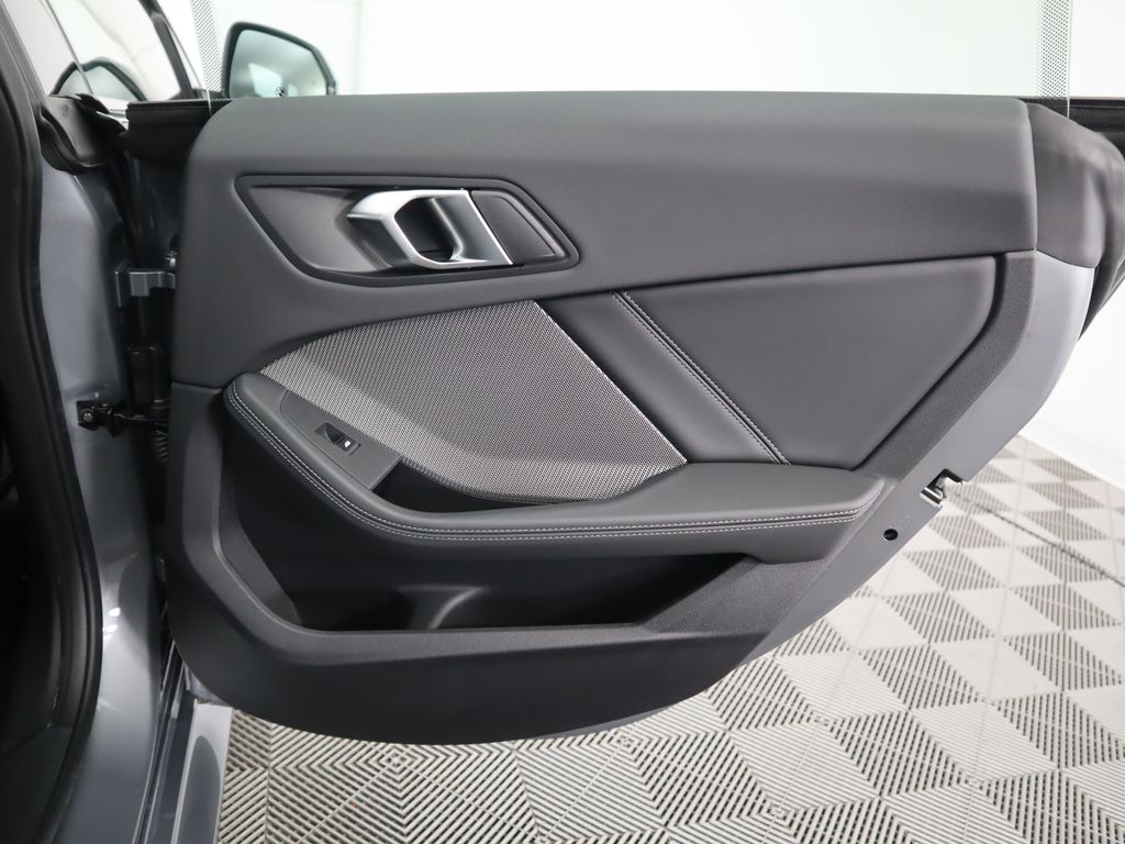 Thumbnail: 2026 BMW 2 Series - 28