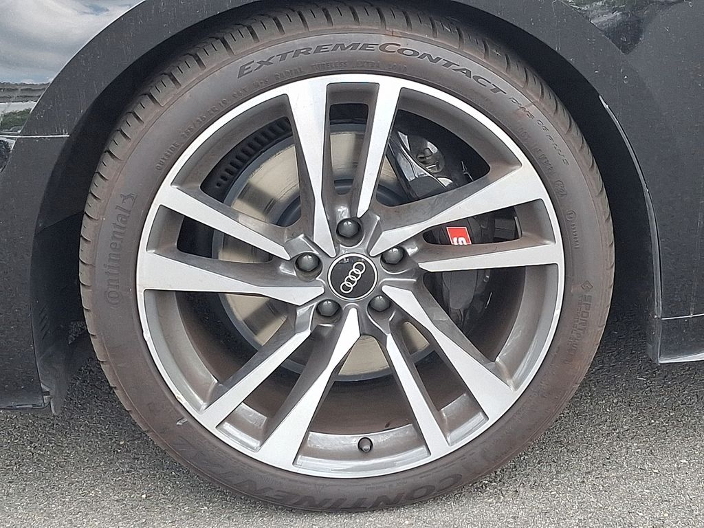 Thumbnail: 2022 Audi S5 - 8