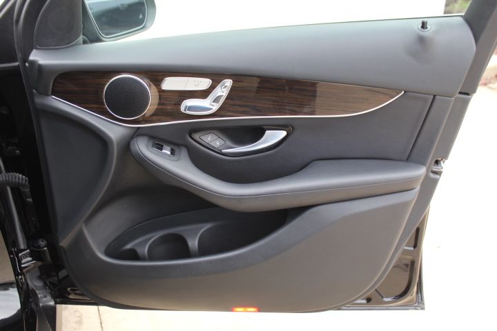 Used Car 2017 Mercedes-benz Glc  Glc 300 For Sale Under $10,000 In Georgetown, Texas