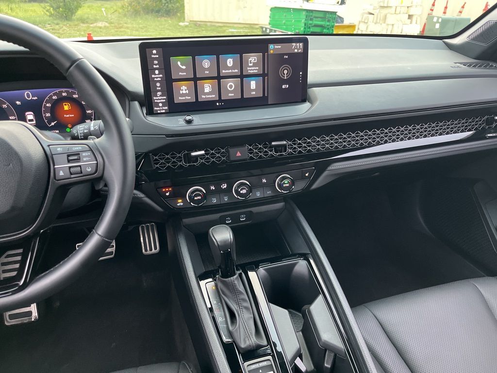 2024 Honda Accord Sport-L 18