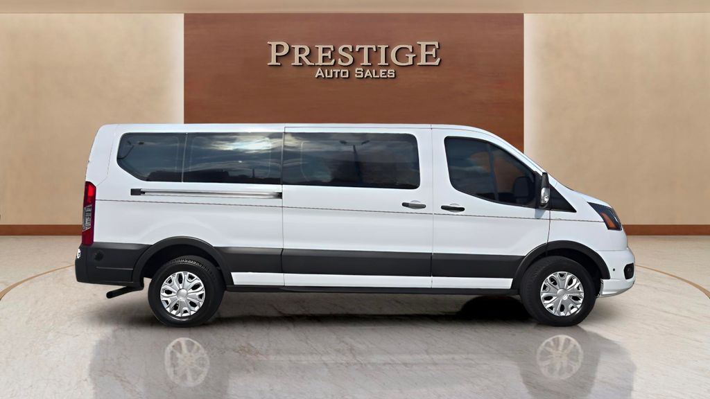 2024 Ford Transit Passenger 350 XLT Low Roof LB RWD