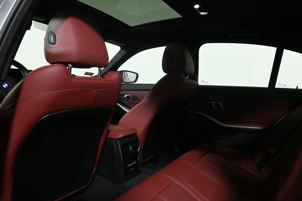 Thumbnail: 2025 BMW 3 Series - 7