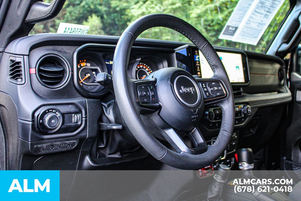 Used 2025 Black Jeep Rubicon image 32