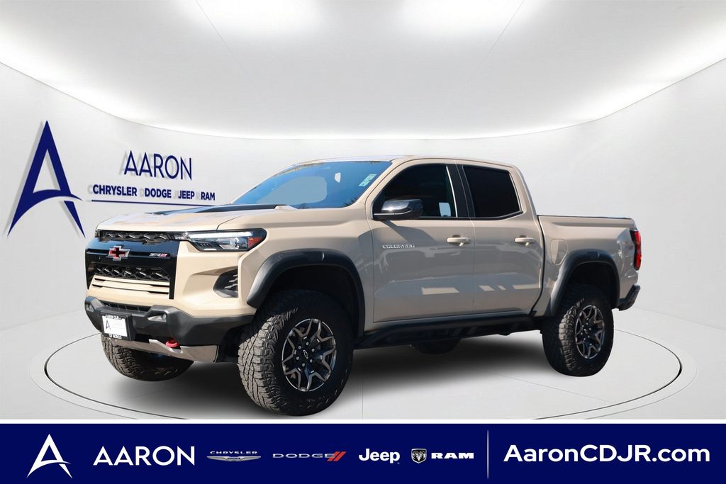 Sand Dune Metallic 2024 Chevrolet Colorado Pickup Truck Four-Wheel Drive 8-Speed Automatic