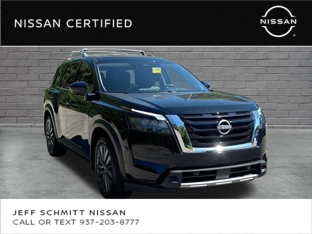 Super Black 2025 Nissan Pathfinder SUV / Crossover Front-Wheel Drive 9-Speed Automatic