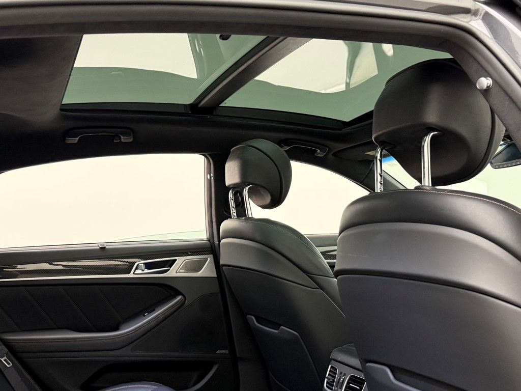 Thumbnail: 2018 Genesis G80 - 14