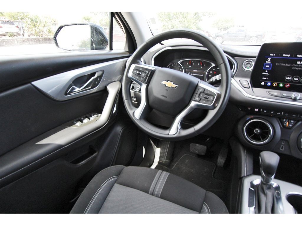 2025 Chevrolet Blazer LT - 7