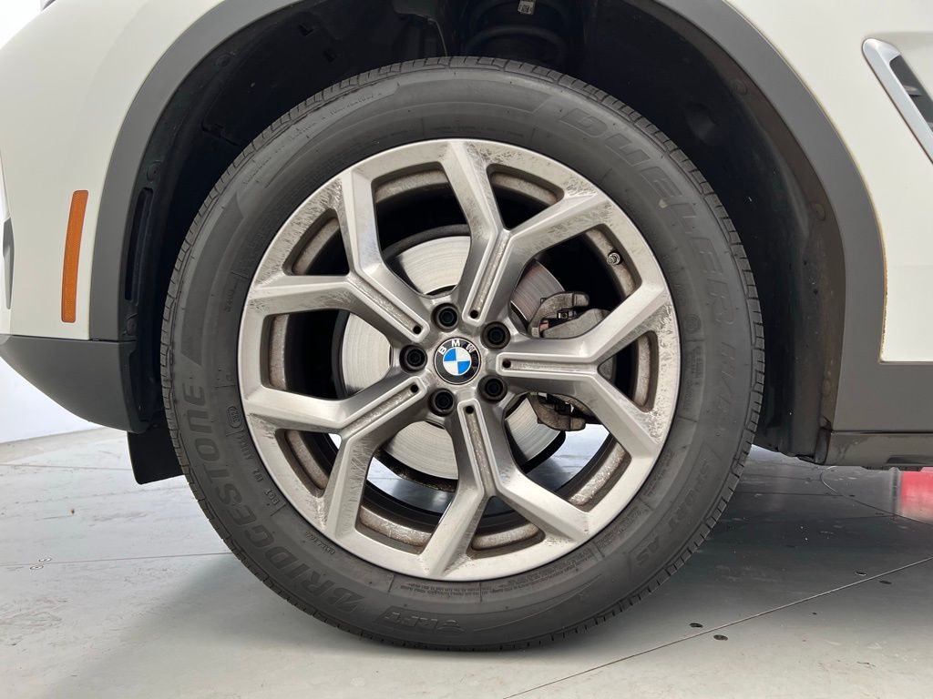 Thumbnail: 2022 BMW X3 - 23