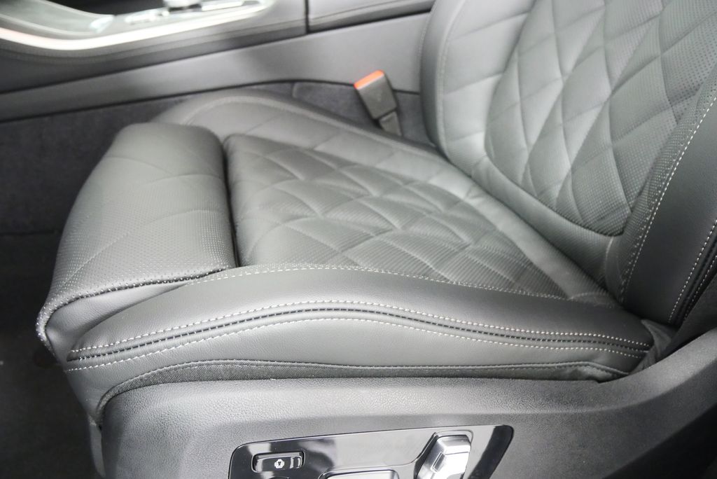 Thumbnail: 2026 BMW X5 - 9