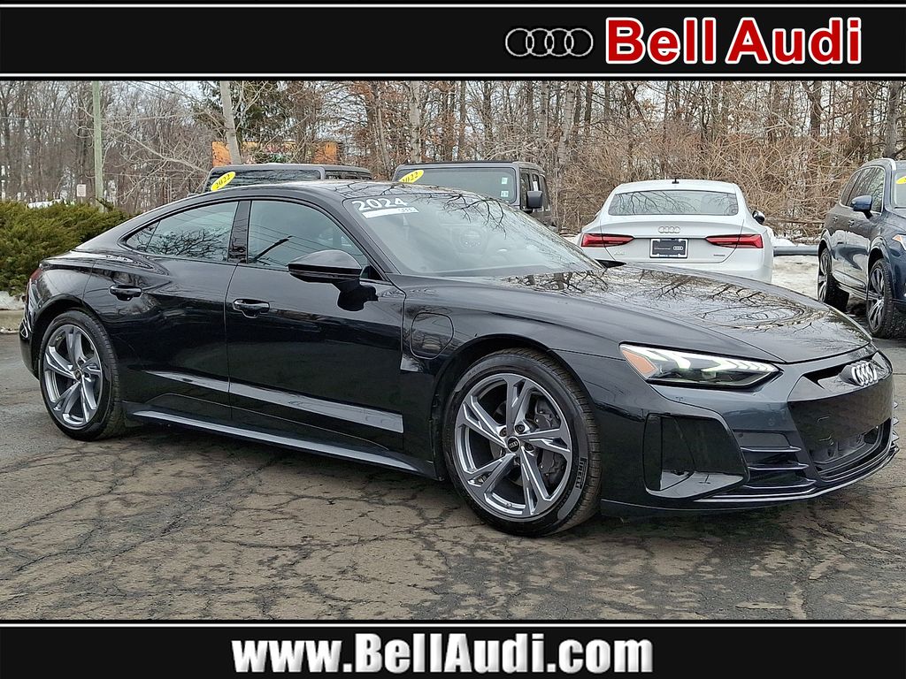 2024 Audi e-tron GT quattro Premium Plus AWD