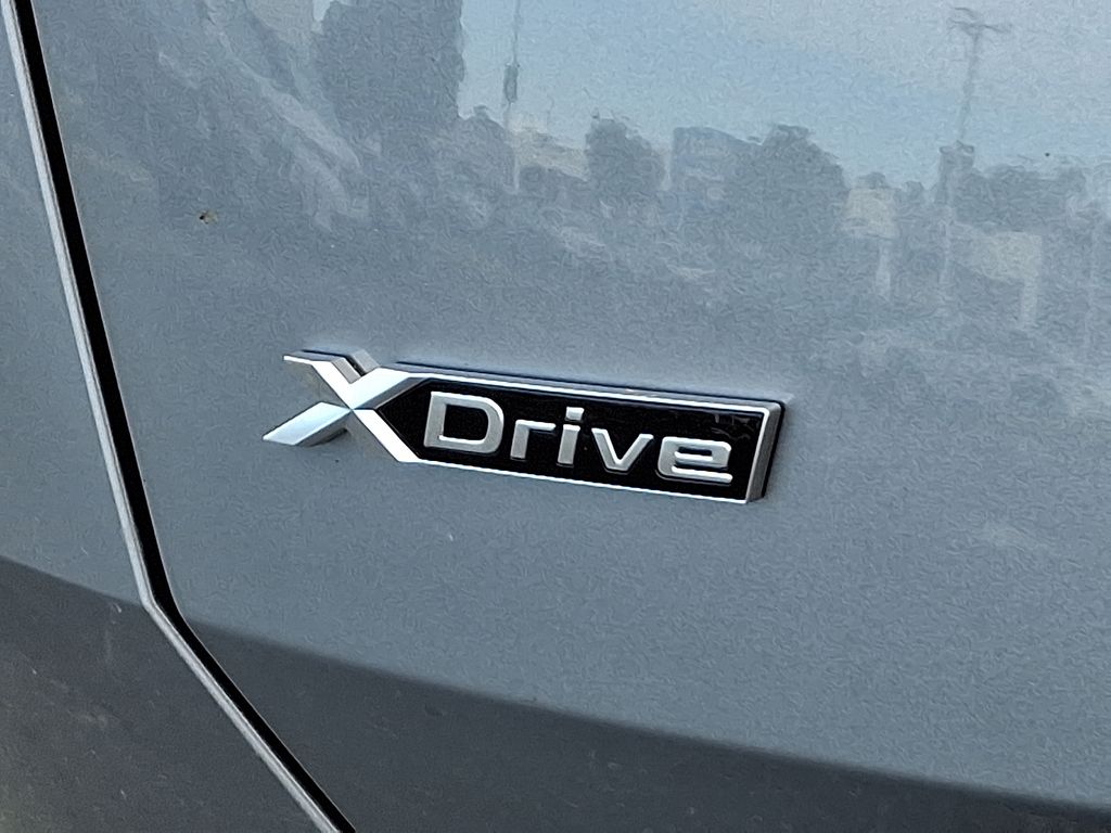 Thumbnail: 2026 BMW X3 - 12