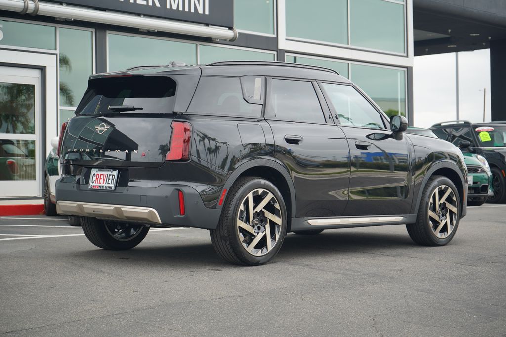 2025 MINI Cooper Countryman Signature 6