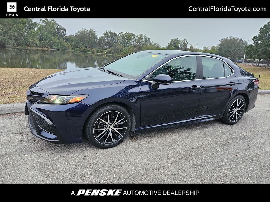 2021 Toyota Camry SE -
                Orlando, FL