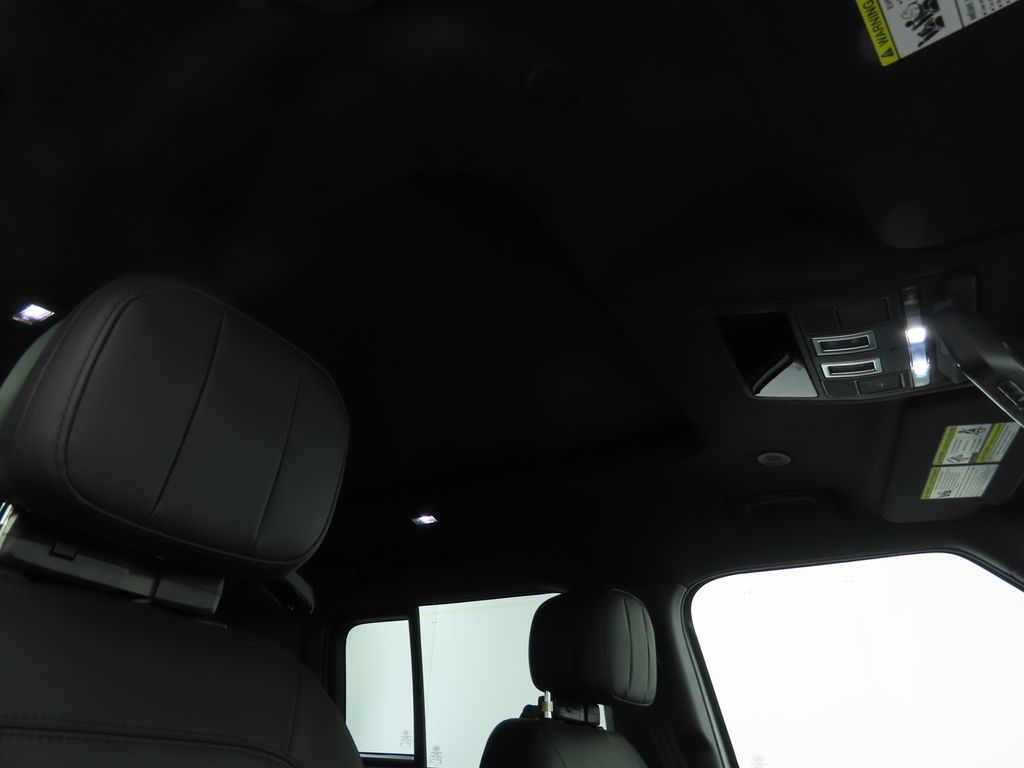 Thumbnail: 2025 Land Rover Defender - 19