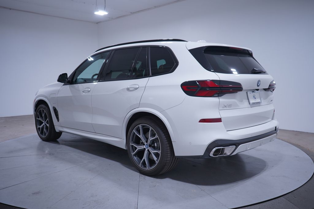 2025 BMW X5 xDrive50e 3