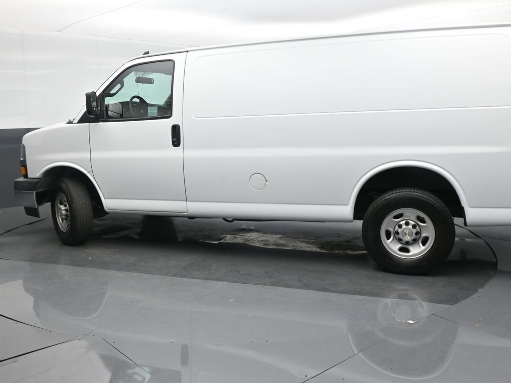 2020 Chevrolet Express Cargo RWD 2500 Regular Wheelbase WT