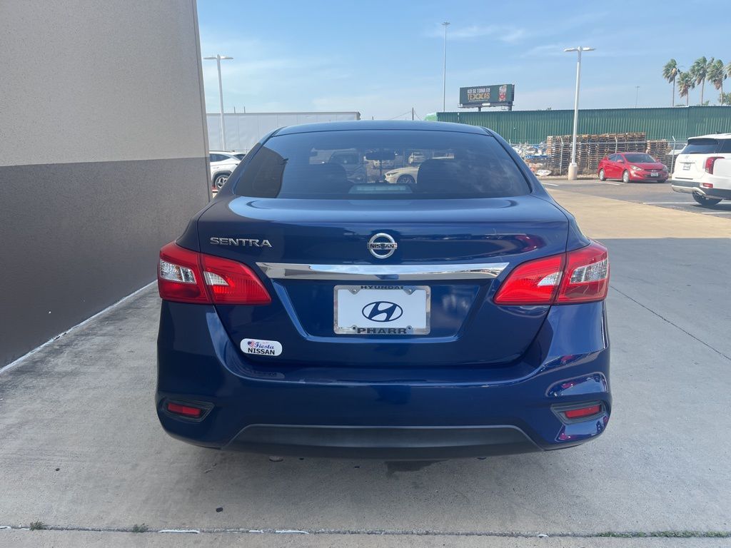 2018 Nissan Sentra S 3